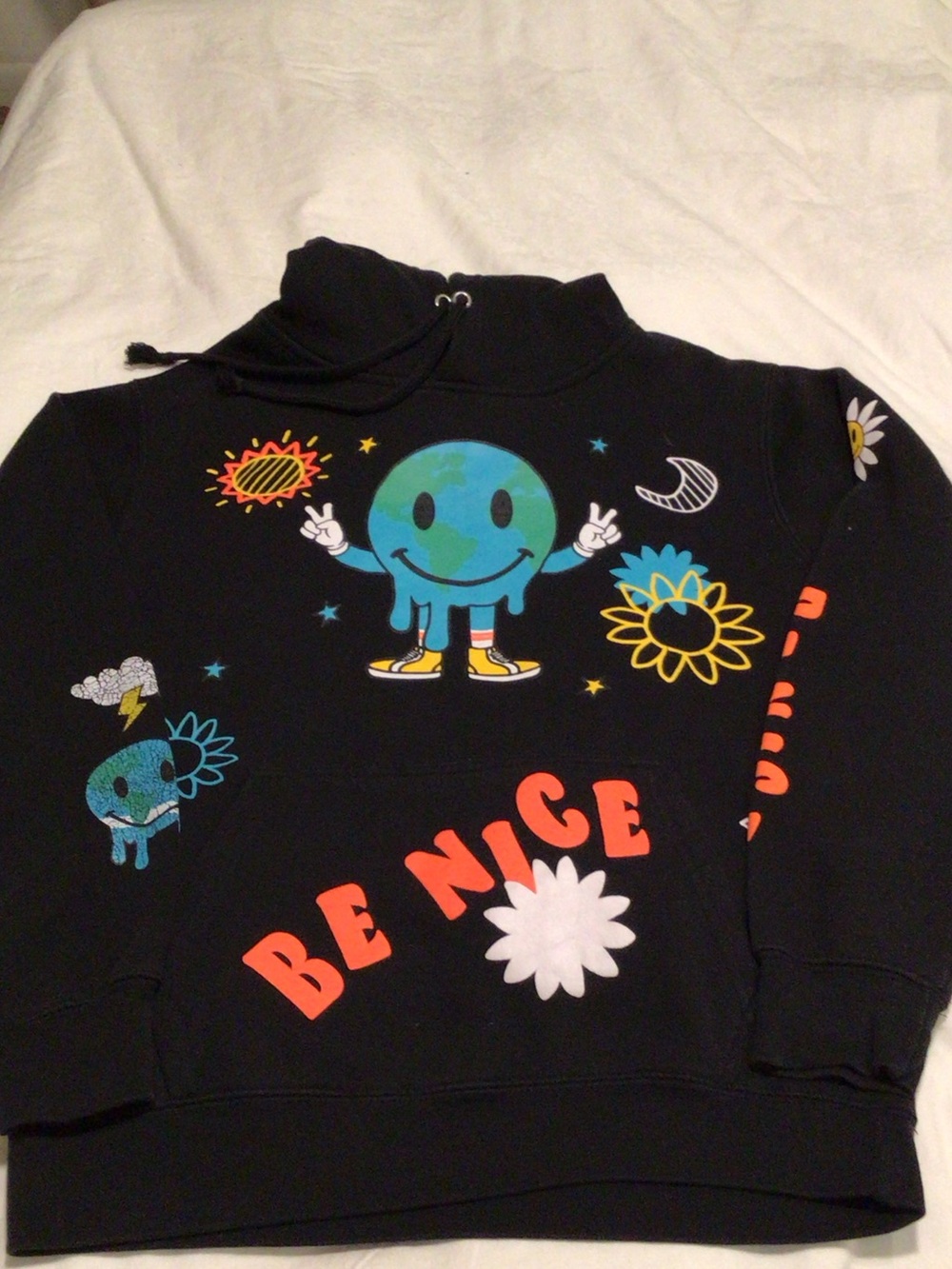 Men's Black 'Be Nice' Graphic Hoodie Sweater - Black